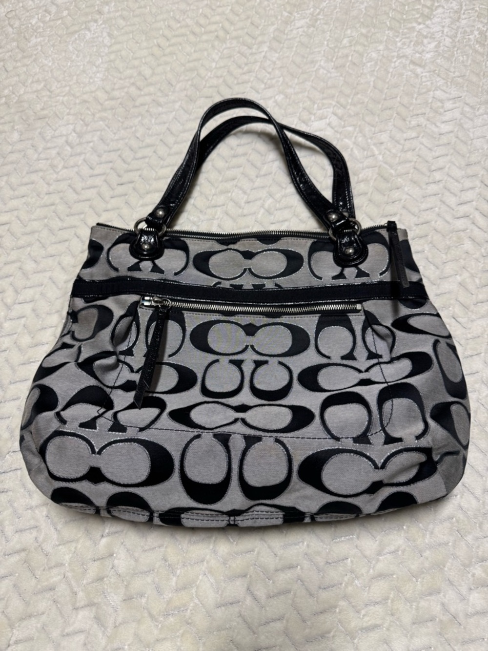 Coach Black and Gray Women's
Bag - Picture 11 of 11